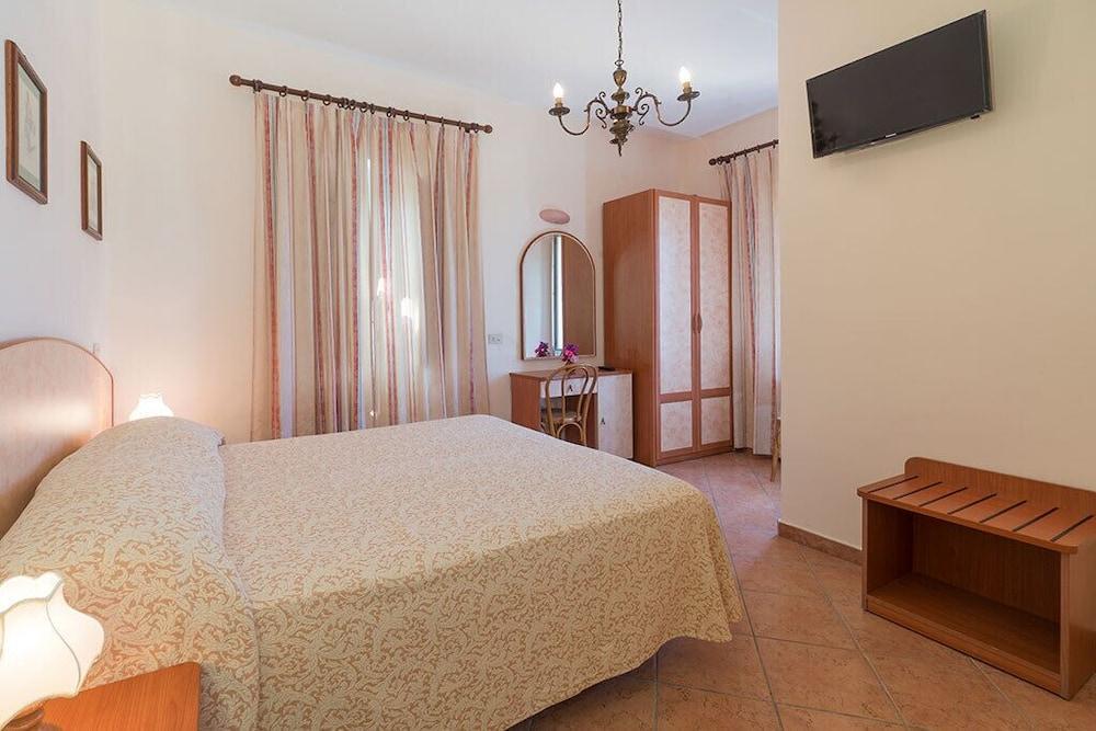 Hotel Pensione Monti Casamicciola Terme Exterior photo